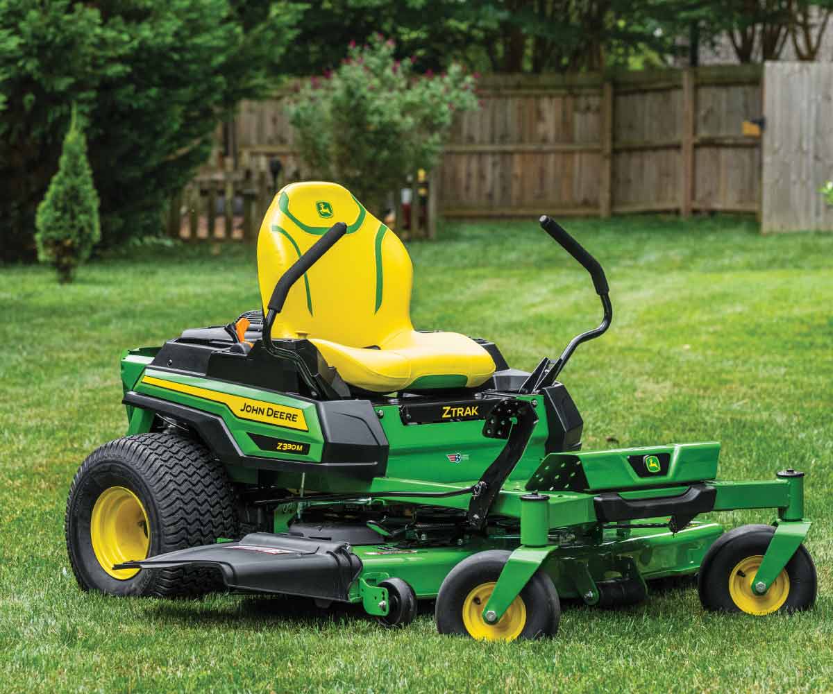John-Deere-Z330M-Z-Trak-Residental-Zero-Turn-Mower-8 Image of right of John Deere Z330M zero turn lawn mower