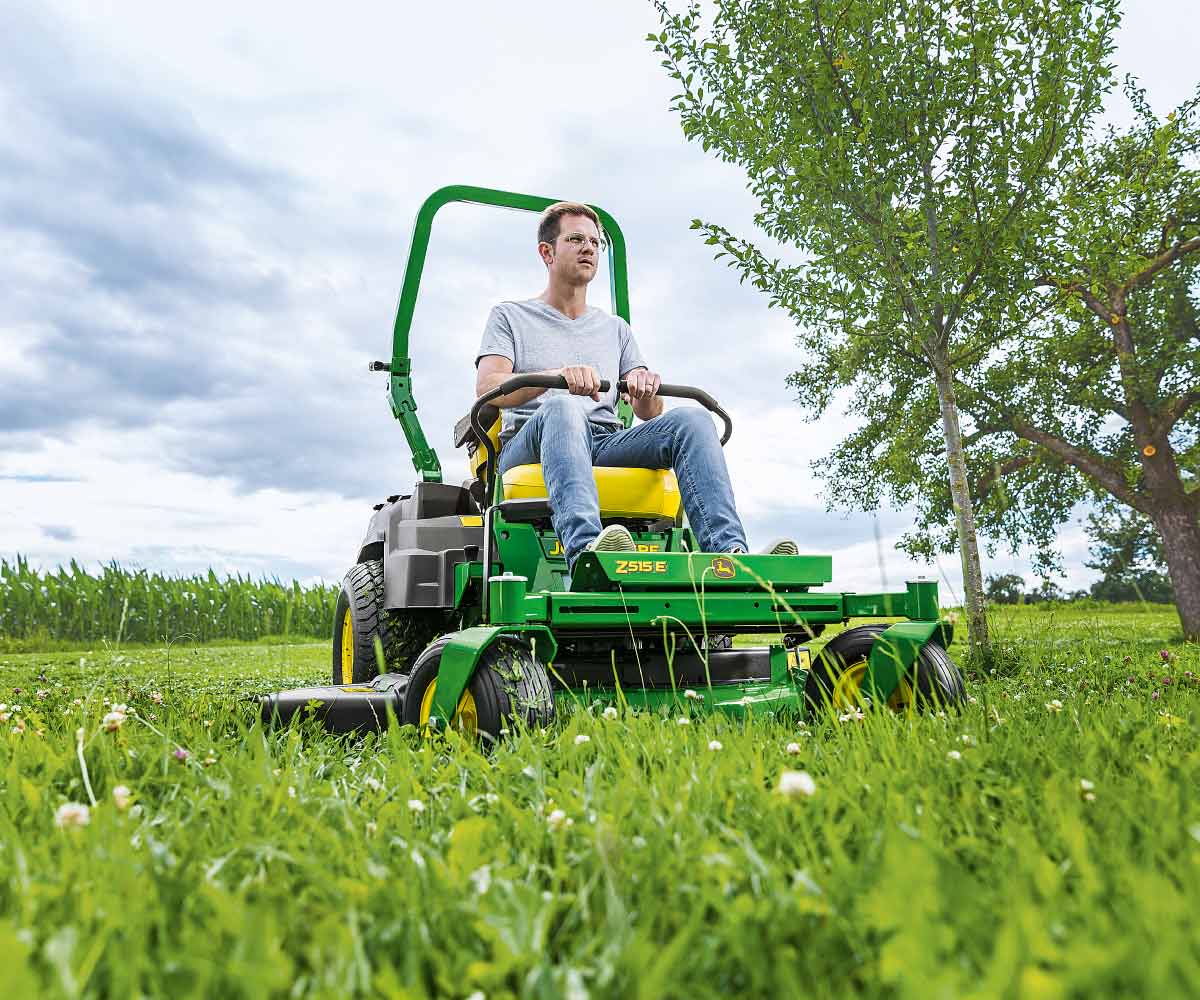 John-Deere-Z515E-Zero-Turn-Lawn-Mower-5