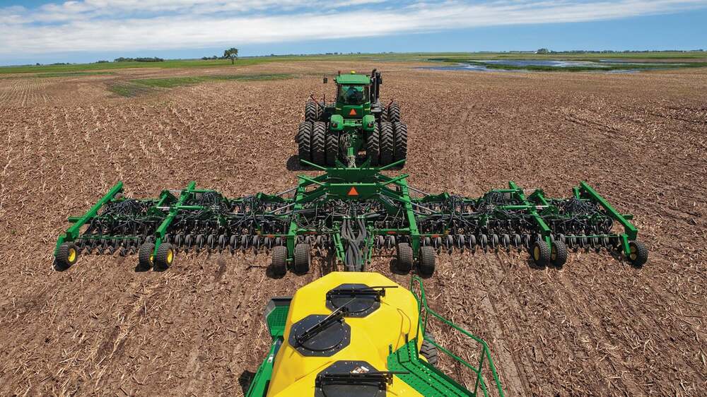 1890_no_till_air_drill_field_standard_r4d003253_large_4306a8dbd7647734661da6a0adc459fccf65a1d2.jpg